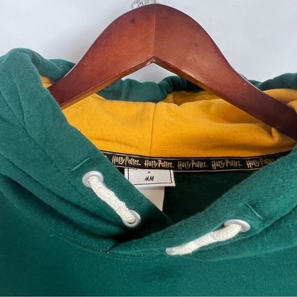 H&M Harry Potter Hogwarts Hoodie - Picture 15 of 15